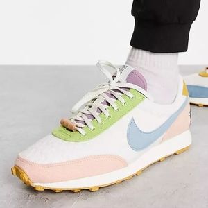 Nike Daybreak SE Next sneakers in sail/multi color